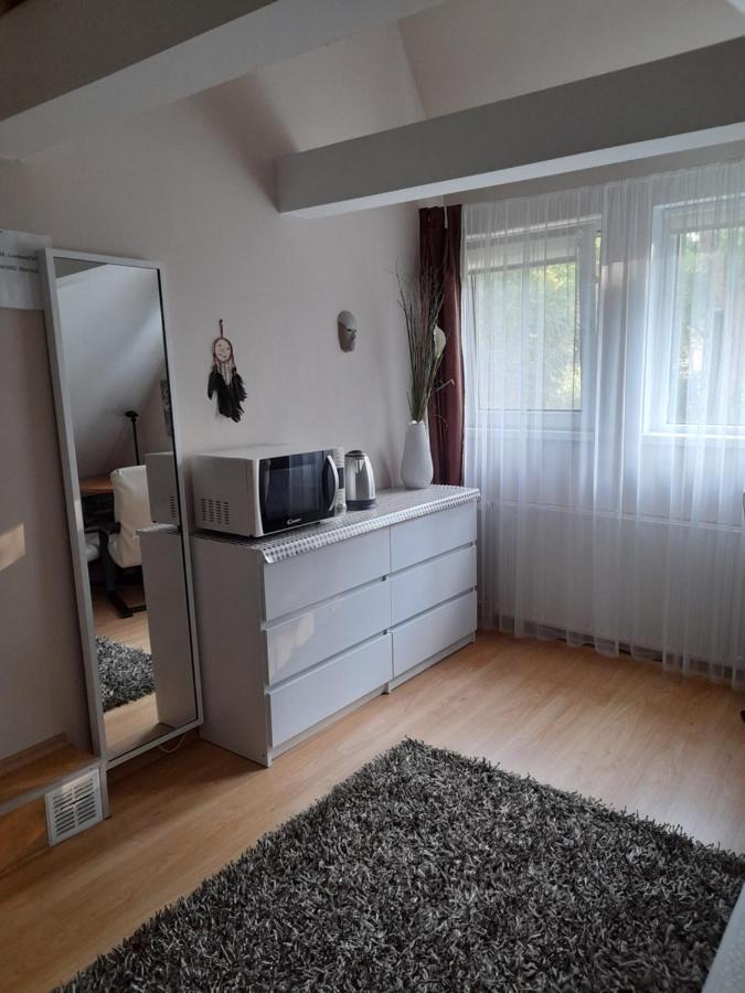 Ferienwohnung Pokoje Przy Parku Oliwskim Danzig Exterior foto